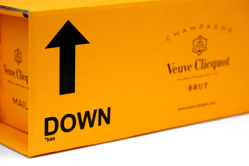 RARE VEUVE CLICQUOT ADVERTISING MAIL DISPLAY POP-UP 2014 PRIORITY  #CLICQUOTMAIL