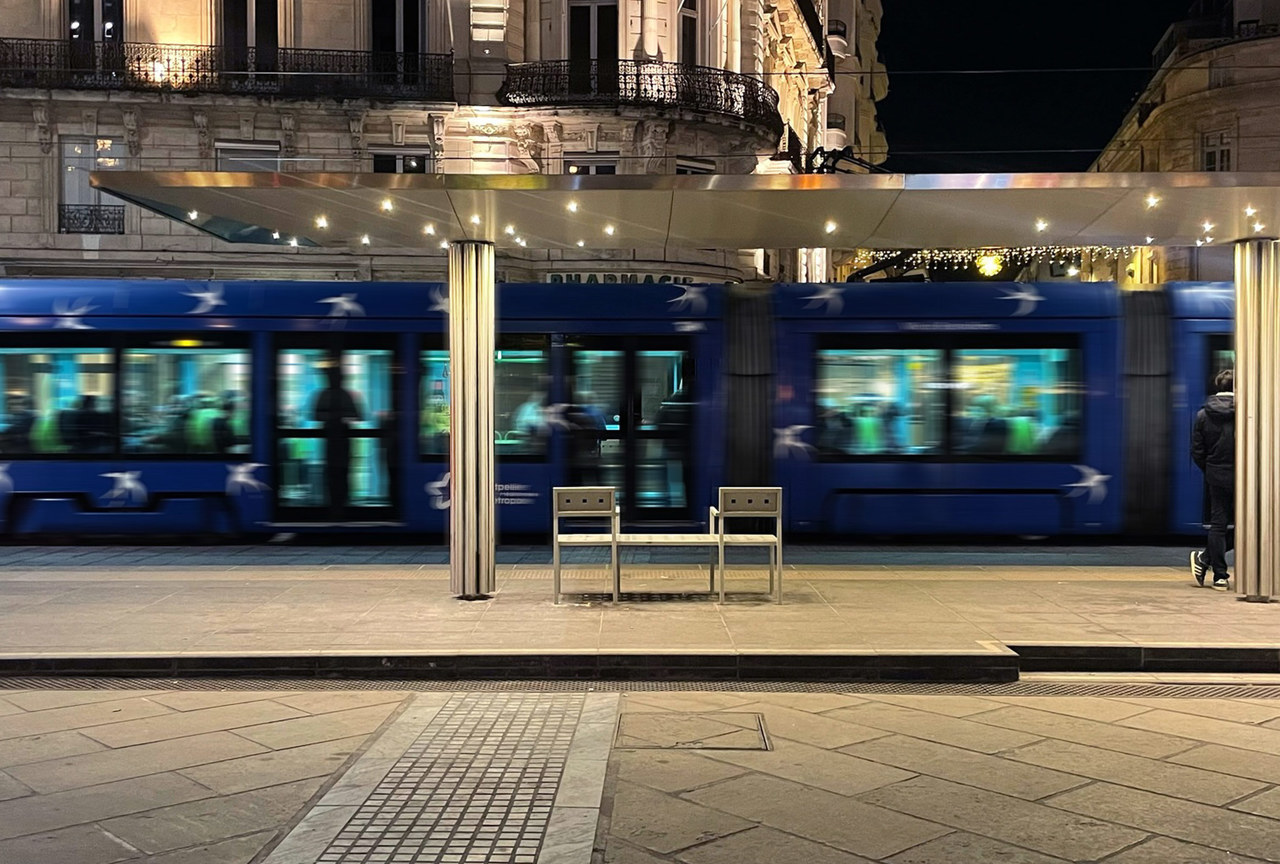 Une nouvelle station de tramway qui marque la gratuité des transports publics à Montpellier